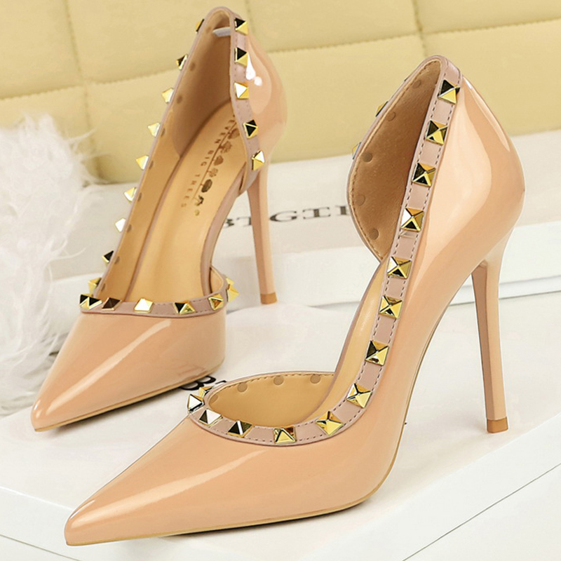 Sexy Vrouwen Pompen Klinknagel - Shoe Tree recensie en prijs